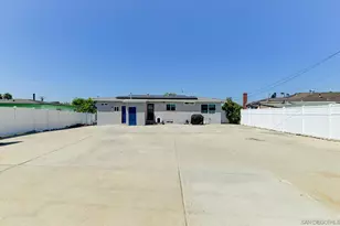 5567 Las Alturas, San Diego, CA 92114 - Photo 21