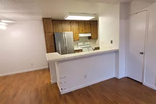 9109 Village Glen, San Diego, CA 92123 - Photo 7