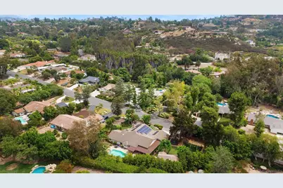  13126 Silver Saddle Ln, Poway, CA 92064 - Photo 5