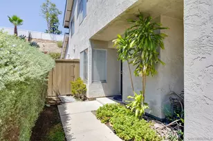 6986 Pembridge Ln, San Diego, CA 92139 - Photo 5