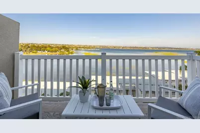 4015 Crown Point Dr #P6, San Diego, CA 92109 - Photo 21