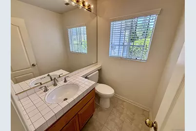  653 Cantara Ln, Vista, CA 92081 - Photo 7