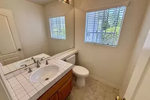 653 Cantara Ln, Vista, CA 92081 - Photo 7