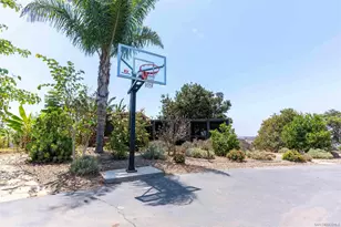 30410 Calle La Reina, Bonsall, CA 92003 - Photo 51