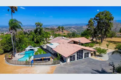  30410 Calle La Reina, Bonsall, CA 92003 - Photo 1