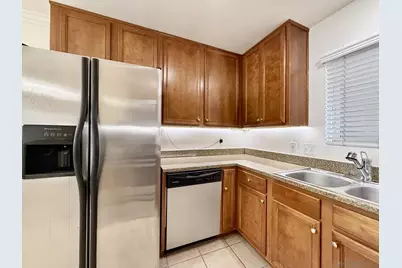  1756 Essex St #305, San Diego, CA 92103 - Photo 13