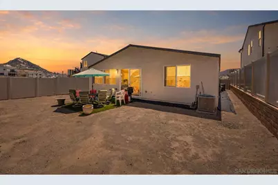  35617 Blue Bretton Dr, Fallbrook, CA 92028 - Photo 3