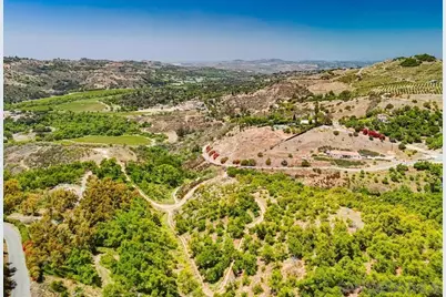  31675 Rancho Amigos Rd #1, Bonsall, CA 92003 - Photo 7