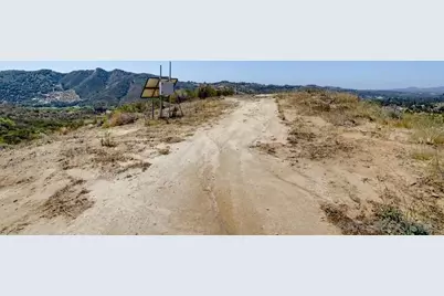  31675 Rancho Amigos Rd #1, Bonsall, CA 92003 - Photo 3