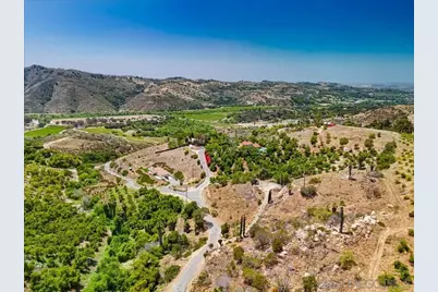  31675 Rancho Amigos Rd #1, Bonsall, CA 92003 - Photo 17