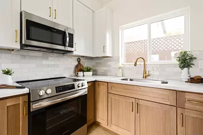  1953 Emerald St, San Diego, CA 92109 - Photo 57