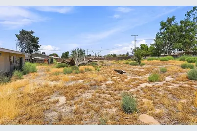  12787 Pocono Rd, Apple Valley, CA 92308 - Photo 25