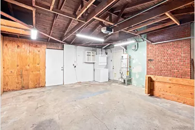  12787 Pocono Rd, Apple Valley, CA 92308 - Photo 23