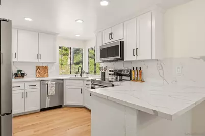  12855 Via Moura, San Diego, CA 92128 - Photo 5