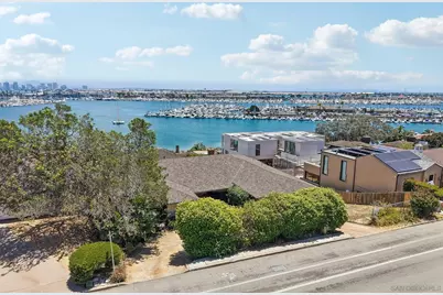  827 Rosecrans St, San Diego, CA 92106 - Photo 19