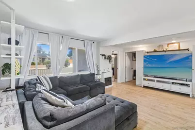  9239 Bellagio Rd, Santee, CA 92071 - Photo 11