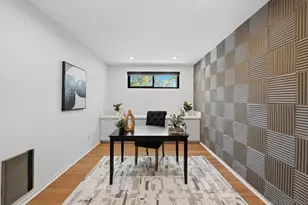 8963 Caminito Fresco, La Jolla, CA 92037 - Photo 23