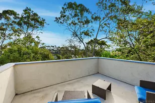 8963 Caminito Fresco, La Jolla, CA 92037 - Photo 35