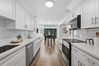  8963 Caminito Fresco, La Jolla, CA 92037 - Photo 17