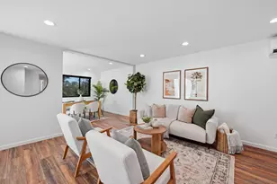 8963 Caminito Fresco, La Jolla, CA 92037 - Photo 5