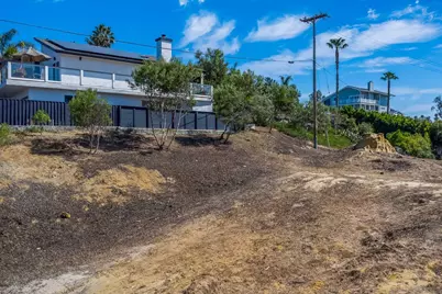  97 N Vulcan Ave #3, Encinitas, CA 92024 - Photo 9