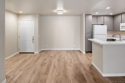  580 Camino De La Reina #321, San Diego, CA 92108 - Photo 13