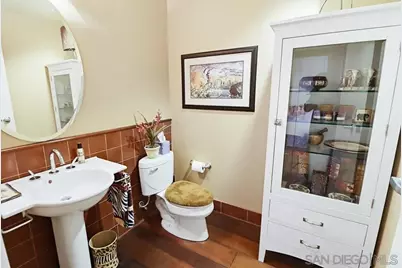 645 Front Street #1806, San Diego, CA 92101 - Photo 17