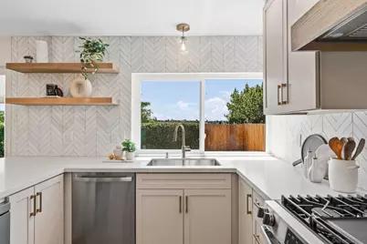  7514 Jennite Dr, San Diego, CA 92119 - Photo 7