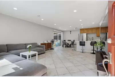  8035 Calle Fanita, Santee, CA 92071 - Photo 5