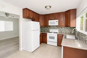 1971 - 1973 Ensenada, Lemon Grove, CA 91945 - Photo 3