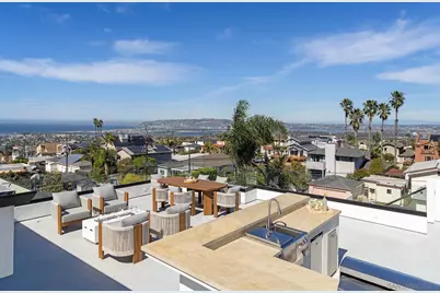  4386 Newport Ave, San Diego, CA 92107 - Photo 3