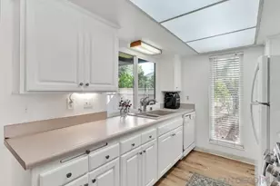 6878 Navajo Rd, San Diego, CA 92119 - Photo 15