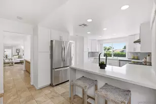 2264 Caminito Castillo, La Jolla, CA 92037 - Photo 13
