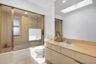 2264 Caminito Castillo, La Jolla, CA 92037 - Photo 27
