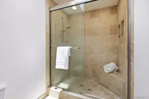 2264 Caminito Castillo, La Jolla, CA 92037 - Photo 21