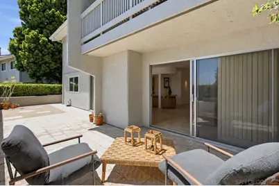  2264 Caminito Castillo, La Jolla, CA 92037 - Photo 29