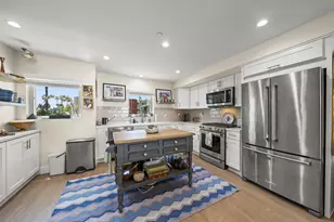 1952 Hornblend, San Diego, CA 92109 - Photo 11