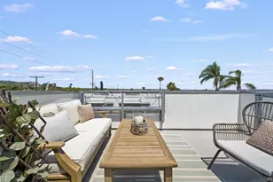 1952 Hornblend, San Diego, CA 92109 - Photo 21