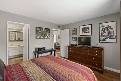  7439 Altiva Place, Carlsbad, CA 92009 - Photo 9