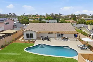 3610 Trieste Dr, Carlsbad, CA 92010 - Photo 9