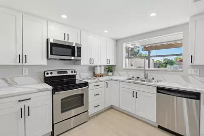  980 E Main #A, El Cajon, CA 92021 - Photo 3