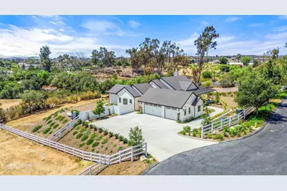  575 Twin Country Lane, Fallbrook, CA 92028 - Photo 33