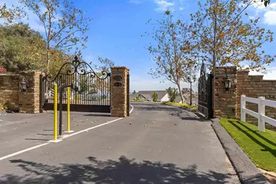  575 Twin Country Lane, Fallbrook, CA 92028 - Photo 43