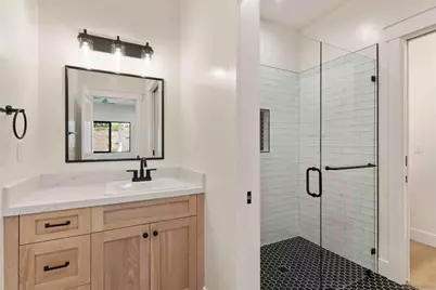  575 Twin Country Lane, Fallbrook, CA 92028 - Photo 17