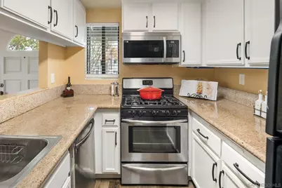  1953 Wellington Ln #4, Vista, CA 92081 - Photo 7