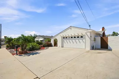  7434 Ashford Pl, San Diego, CA 92111 - Photo 3