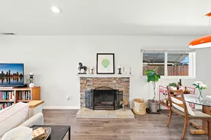 7434 Ashford Pl, San Diego, CA 92111 - Photo 13