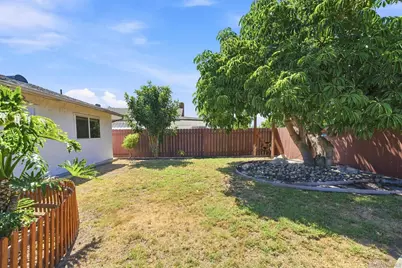  7434 Ashford Pl, San Diego, CA 92111 - Photo 29