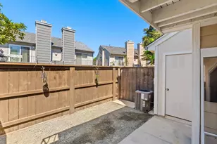 8946 Arlingdale Way, Spring Valley, CA 91977 - Photo 13