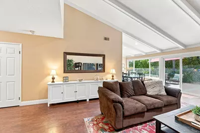  12579 Cresta Pl, San Diego, CA 92128 - Photo 5